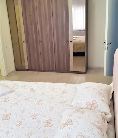 Appartement 10 Location, Close To Beaches And Anywhere *