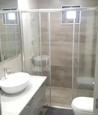 Appartement 10 Location, Close To Beaches And Anywhere