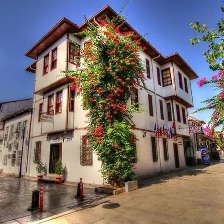 10 Location, Close To Beaches And Anywhere דירה אנטליה